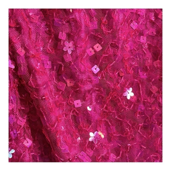 Mac Duggal Embellished Ruffle Strap Trumpet Gown in Fuchsia NWT - Picture 5 of 10